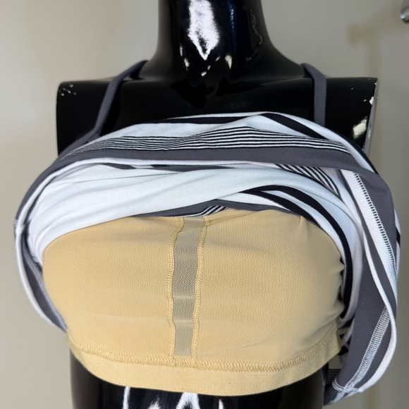 Lululemon Cool Racerback Bra Tank Parallel Stripe Gray/Black/White Size 8 - Picture 3 of 6